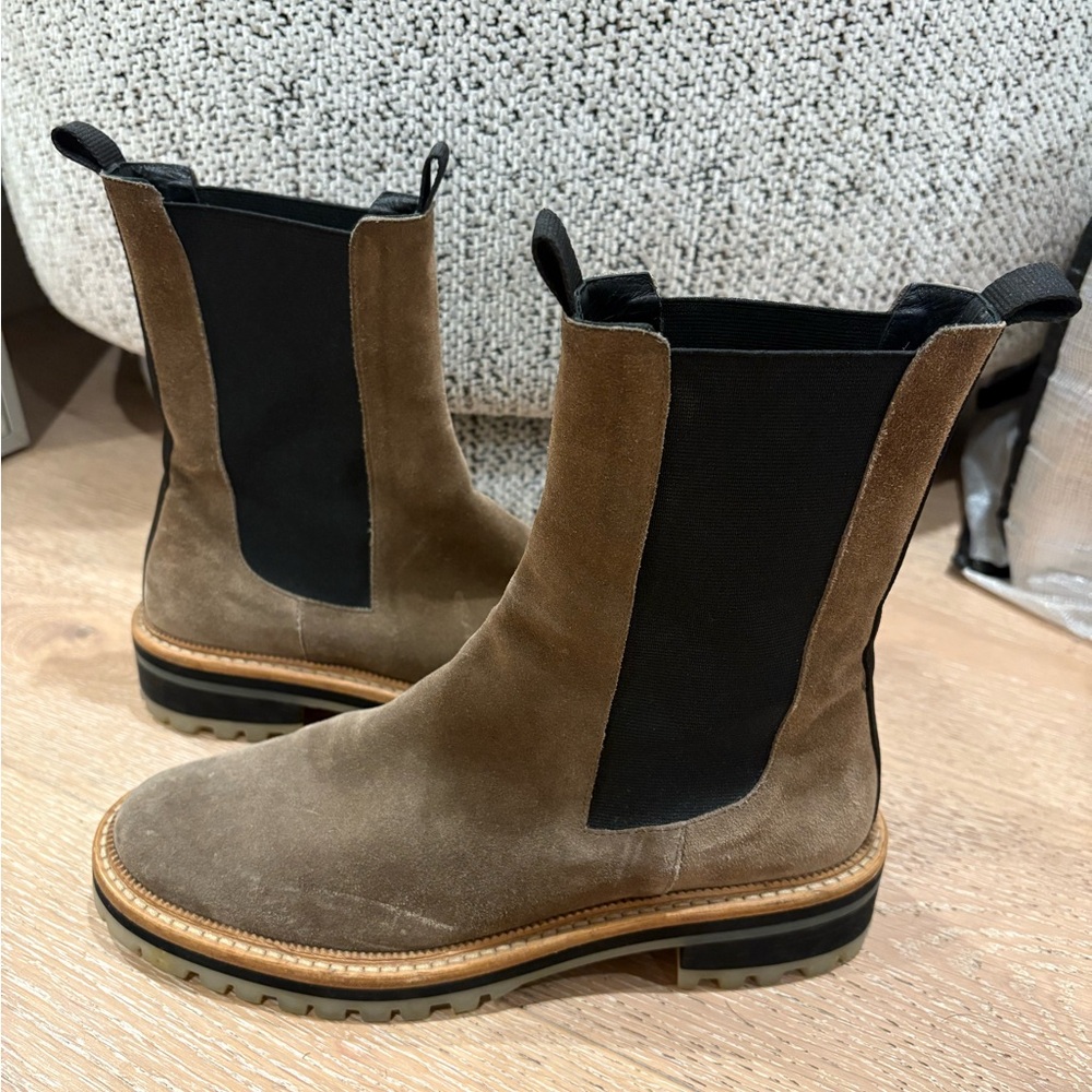 Frēda Salvador Tan Suede Chelsea Boots